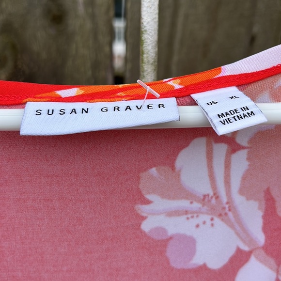 Susan Graver NWT, red with pink and orange flowers beautiful for spring - Picture 2 of 5